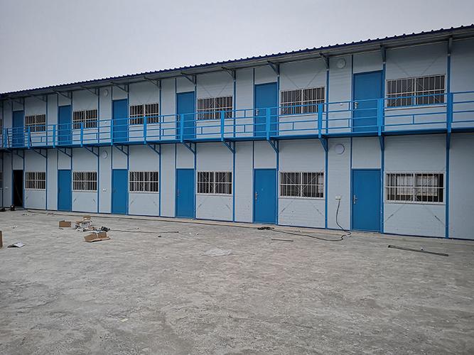 北京回收夹芯板,泡沫板回收,拆除夹芯板房,拆除工厂钢结构工业厂棚